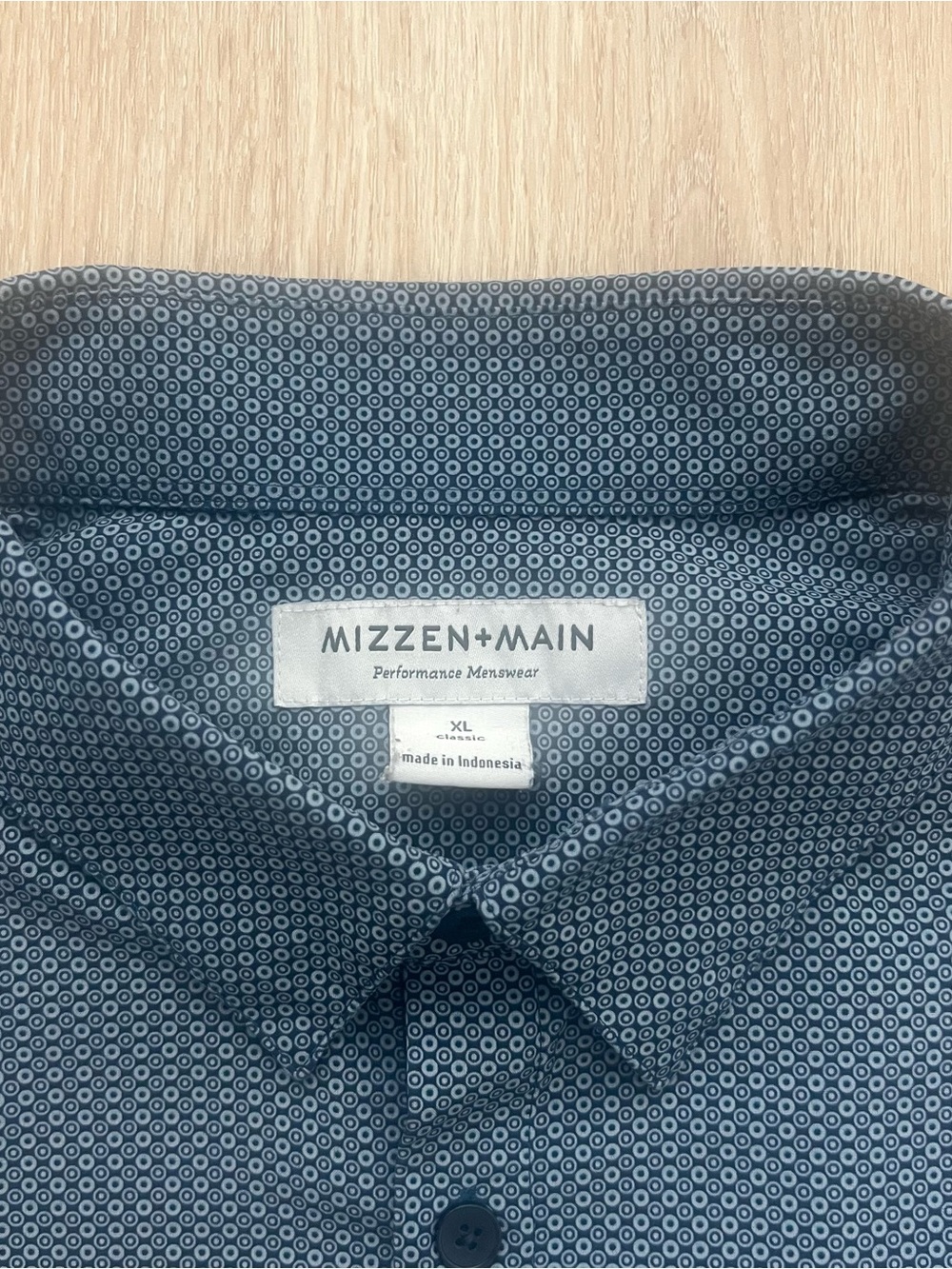 Mizzen + Main Polka Dot Performance Shirt Mens XL Blue Short Sleeve Classic Fit